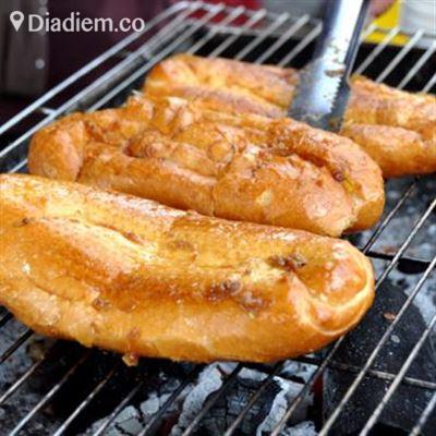 Bánh Mì Nướng Muối Ớt – 141 Nguyễn Huệ