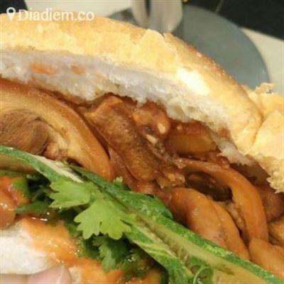 Bánh Mì Phá Lấu – Mạc Thanh Đạm