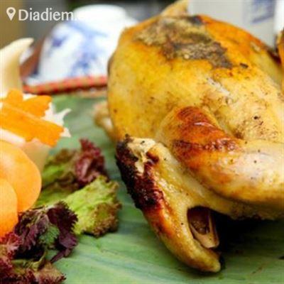 Bốn Lã – Gà Vườn & Hải Sản