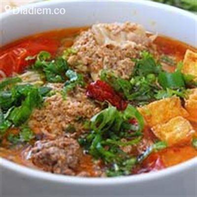 Bún Riêu Cua Giò Heo – Chu Mạnh Trinh