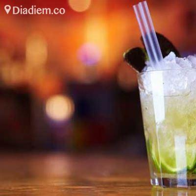 By Night Cafe – Bar