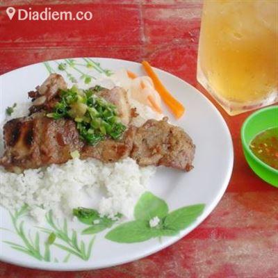 Chi – Cơm Tấm & Bún Thịt Nướng