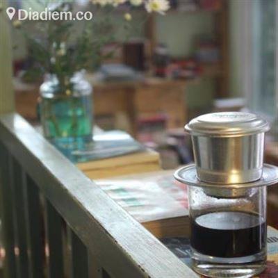 Chí Huyền Cafe