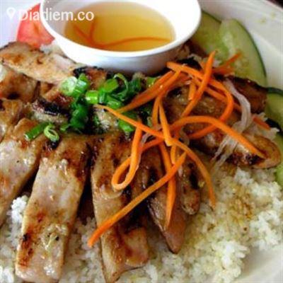 Cơm Sườn Linh Minh