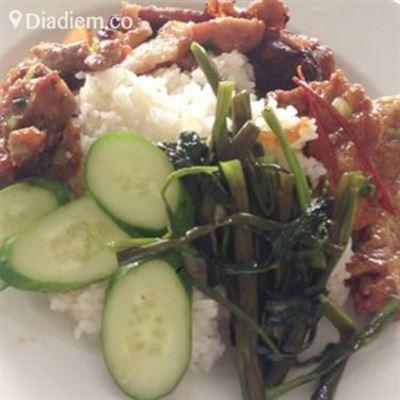 Cơm Tấm Chez Nguyên