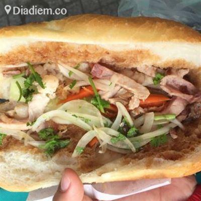 Đông Ký 63 – Lò Bánh Mì, Heo Quay & Vịt Quay