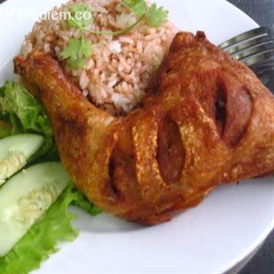 Duy Phát – Cơm Bình Dân