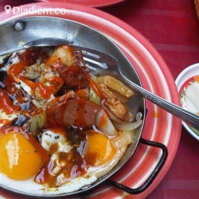 Hội Quán Cá Koi – Cafe & Điểm Tâm Sáng