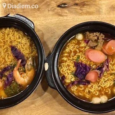 Hồng Uyên – Mì Cay 12 Cấp Độ & Bò Né