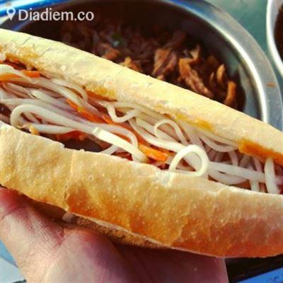 Hướng Dương – Bánh Mì Chay