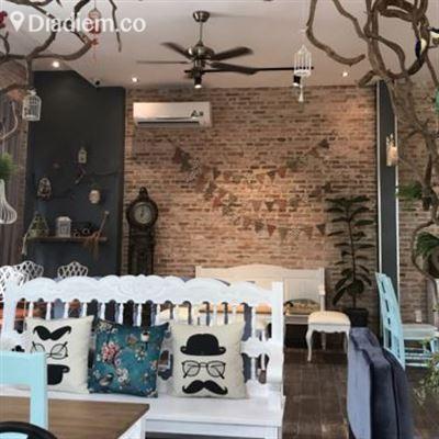 Kafe Lori