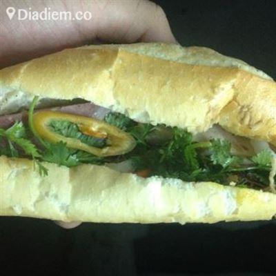 Khánh Ngọc – Lò Bánh Mì