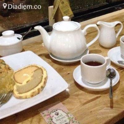 Lucid Dream – Tea & Cake