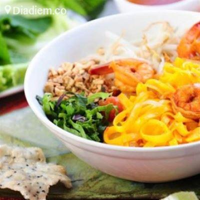 Mì Quảng Sơn Trà – Đặc Sản Đà Nẵng