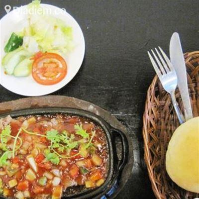 Món Ngon – Mì Vịt Tiềm & Bò Bít Tết