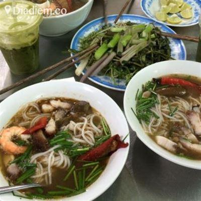 Năm Liêm – Bún Mắm