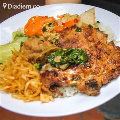 Nguyên Bảo – Cơm Tấm & Bún Thịt Nướng