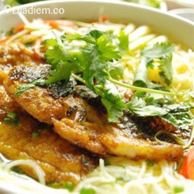 Nguyệt Ánh – Bún Cá Rô & Bún Chả Hà Nội