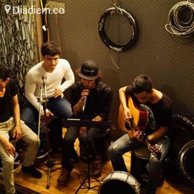 Noron Acoustic – Coffee & Tea