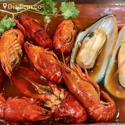Phàm Nguyễn Crawfish – Tôm Hùm Đất & Ốc