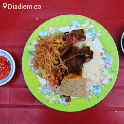 Quán Cơm Bảy A