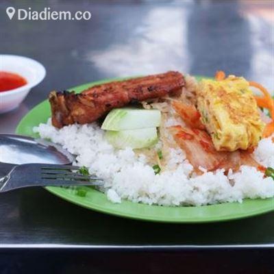 Quán Cơm Cô Ba
