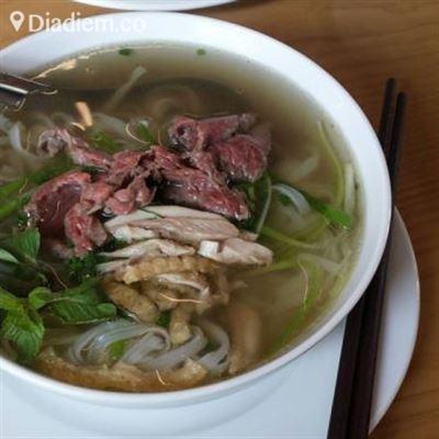 Quán Phở Trà Cổ
