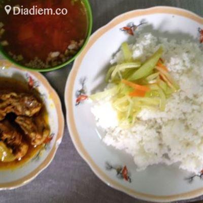 Sáu Sang – Cơm & Phở