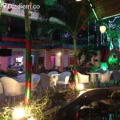 Suối Hồng Cafe