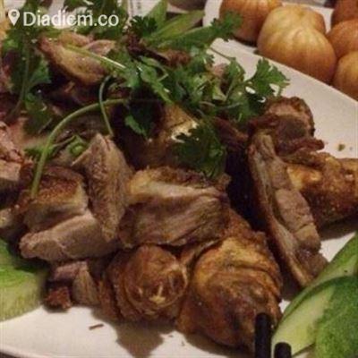 Suối Trăng Quán – Hồ Văn Cống