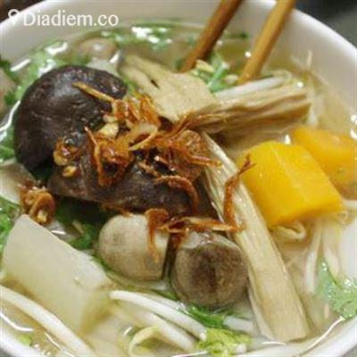 Sỹ Dung – Hủ Tiếu Chay