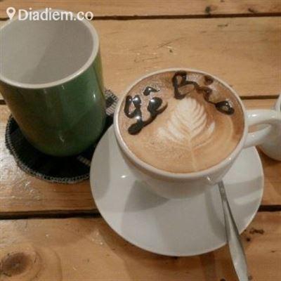 T Boutique & Macchio Coffee