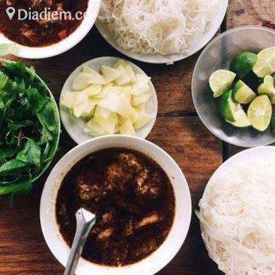 Thuỳ Linh – Cháo & Bún Chả