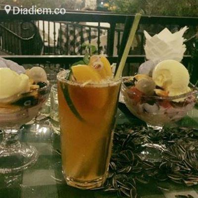 Vòm Cafe