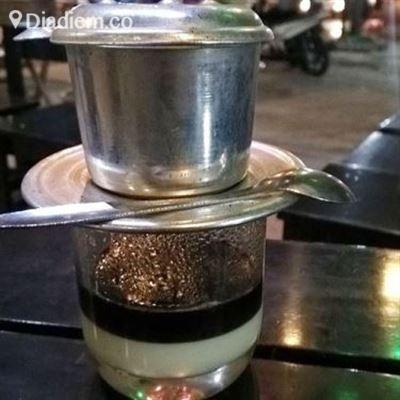 Y Vy Cafe